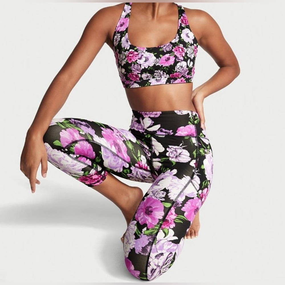 Victoria Sports Bra and Leggings Set size XL and 16